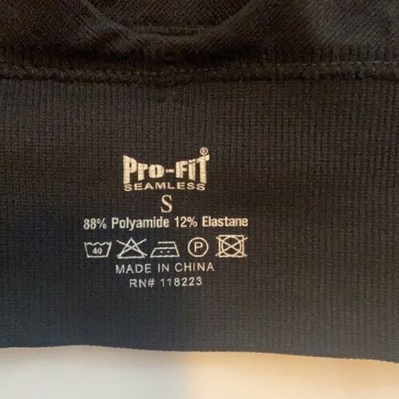 ProFit Black Padded  Seamless Sports Bra - Small - Picture 4 of 4